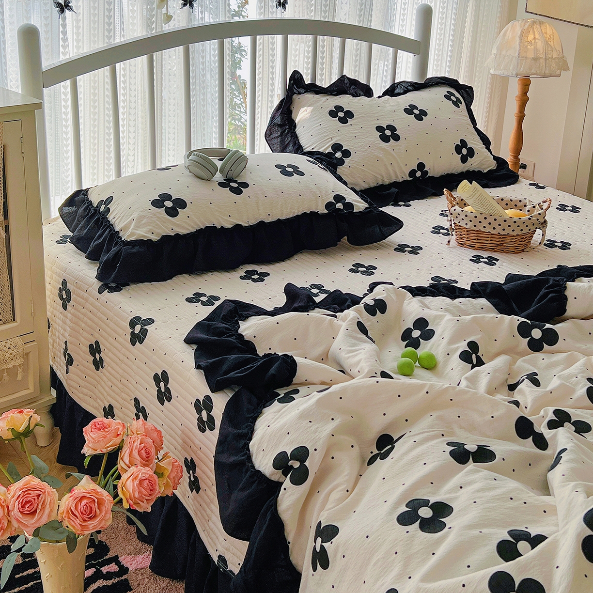 91家纺网 家纺一手货源 找家纺 金梦拉家纺 2026新款皱皱纱泡泡纱法式赫本系列床盖大花边四件套夏被四件套 四叶草