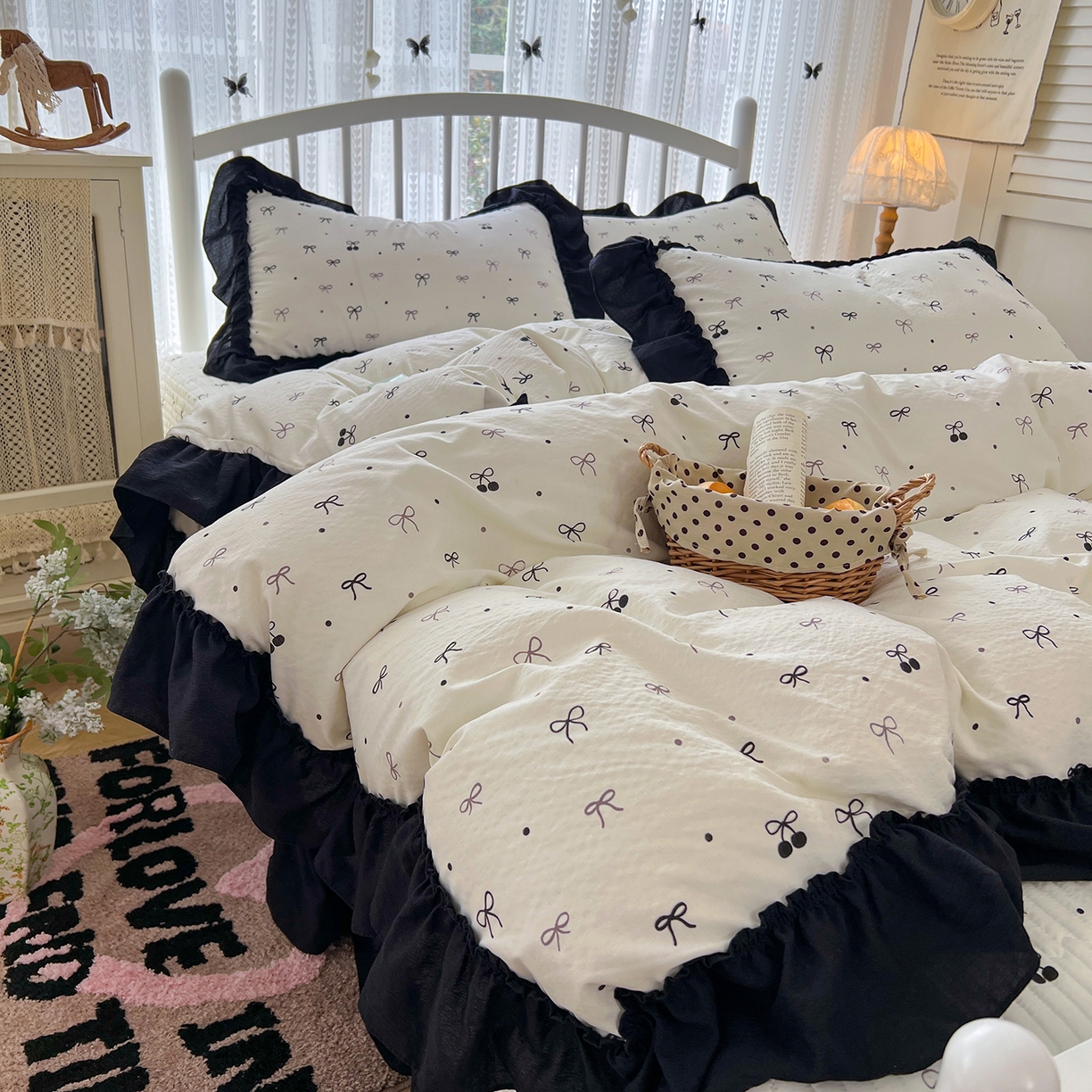 91家纺网 家纺一手货源 找家纺 金梦拉家纺 2026新款皱皱纱泡泡纱法式赫本系列床盖大花边四件套夏被四件套 樱桃记忆