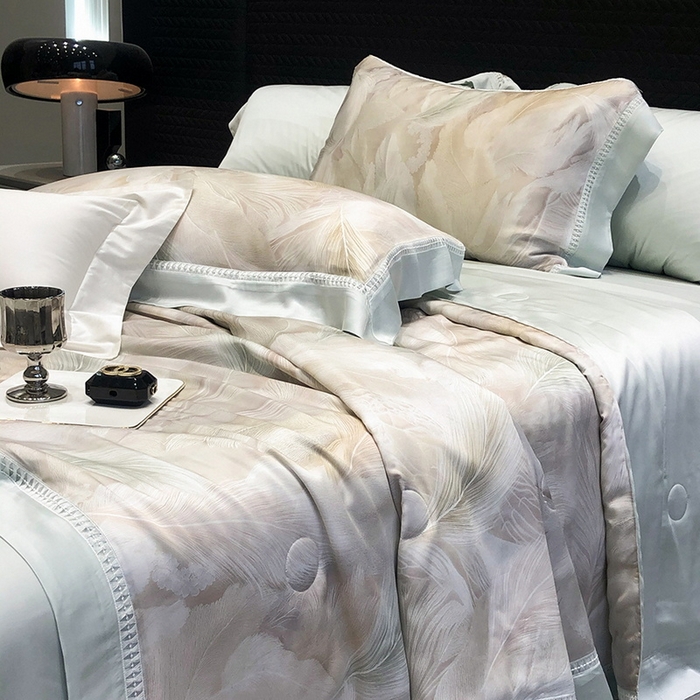 91家纺网 家纺一手货源 找家纺 黑白森林 2026新款天丝印花夏被四件套系列 丝蕴-兰