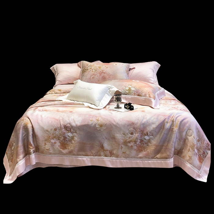 91家纺网 家纺一手货源 找家纺 黑白森林 2026新款天丝印花夏被四件套系列 云馥-粉