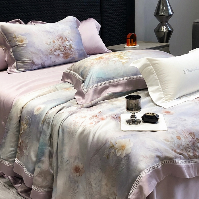 91家纺网 家纺一手货源 找家纺 黑白森林 2026新款天丝印花夏被四件套系列 云馥-紫