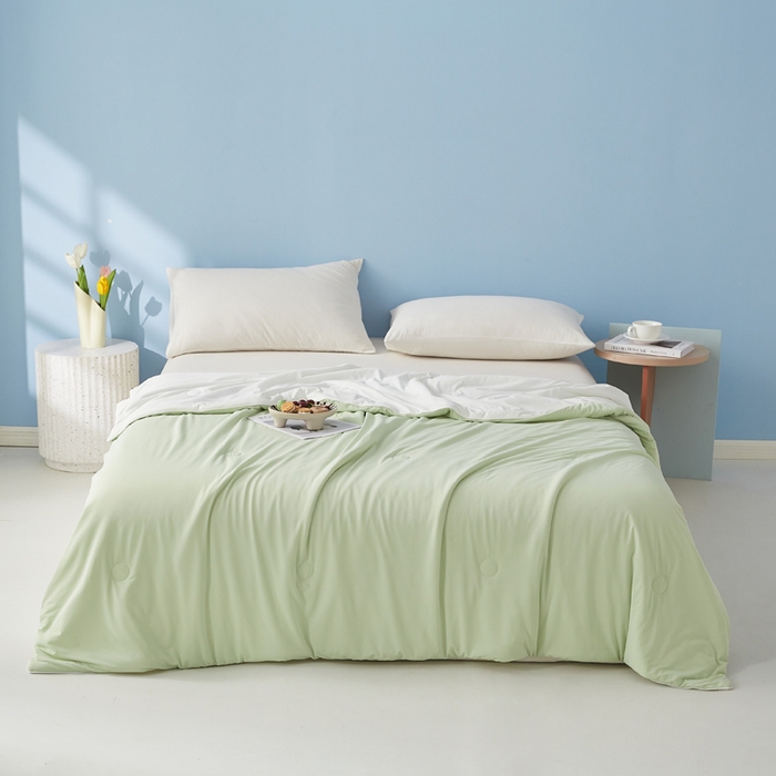 91家纺网 家纺一手货源 找家纺 蓝冰家纺 2026新款凉感高密度空调被夏被 墨绿色