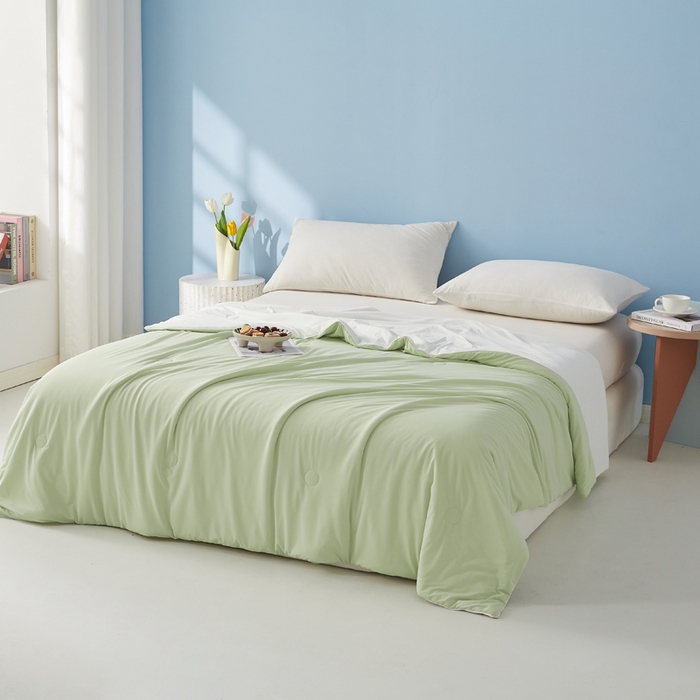 91家纺网 家纺一手货源 找家纺 蓝冰家纺 2026新款凉感高密度空调被夏被 墨绿色