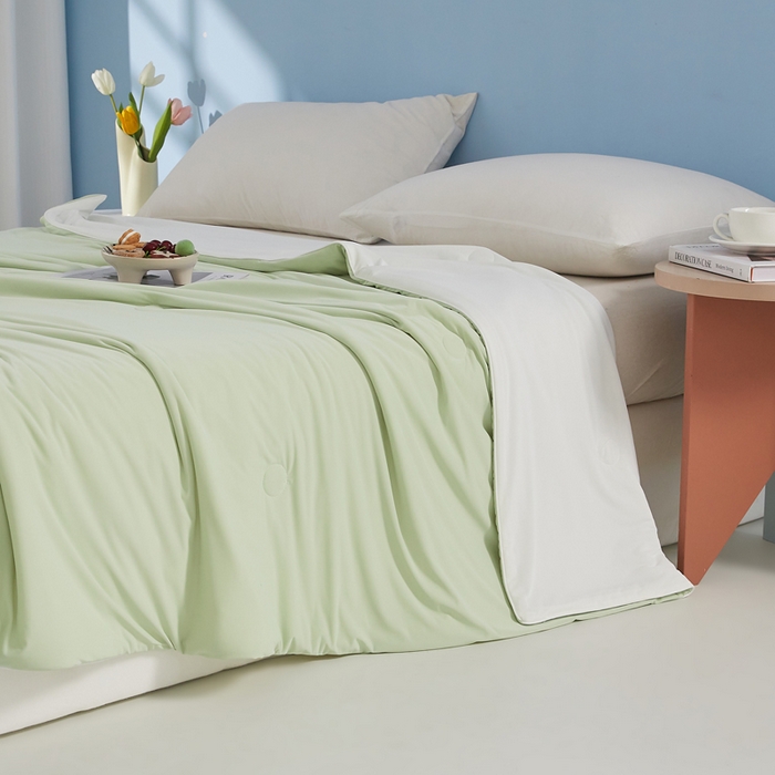 91家纺网 家纺一手货源 找家纺 蓝冰家纺 2026新款凉感高密度空调被夏被 墨绿色