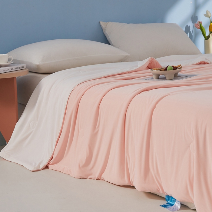 91家纺网 家纺一手货源 找家纺 蓝冰家纺 2026新款凉感高密度空调被夏被 墨玉色