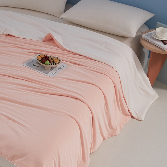 91家纺网 家纺一手货源 找家纺 蓝冰家纺 2026新款凉感高密度空调被夏被 墨玉色