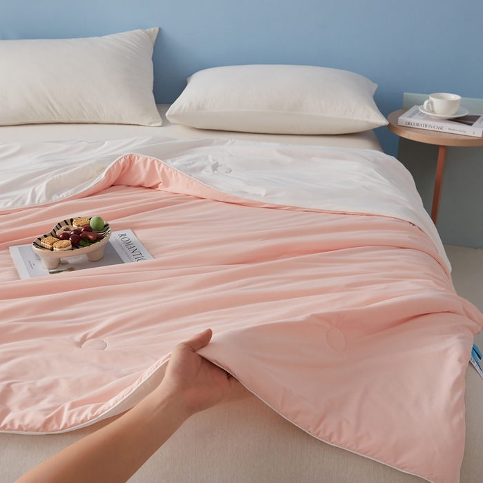 91家纺网 家纺一手货源 找家纺 蓝冰家纺 2026新款凉感高密度空调被夏被 墨玉色