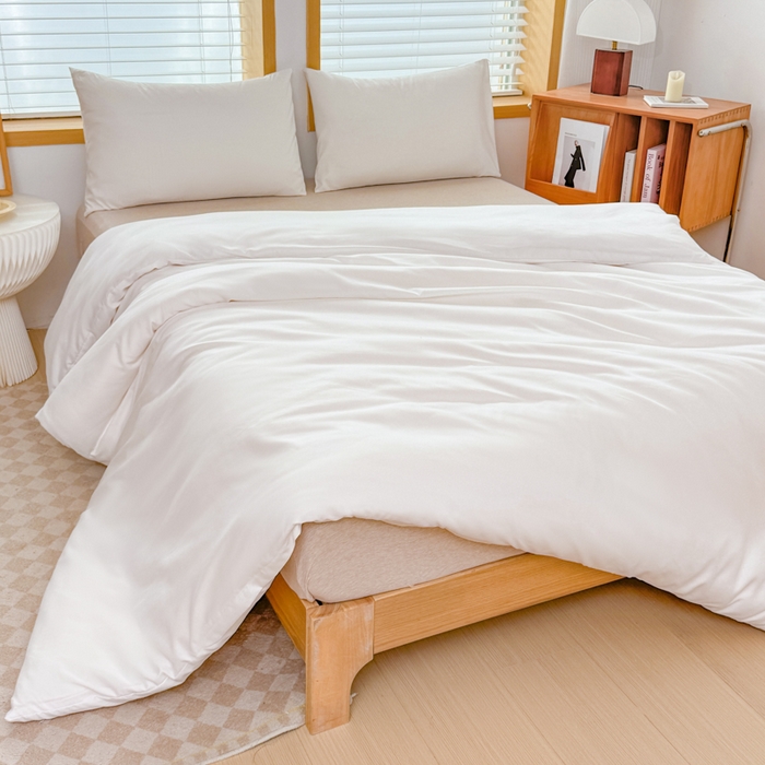 91家纺网 家纺一手货源 找家纺 莎臣豹 2026新款水洗棉磨毛原棉纯色印花简约风四件套风格二 纯情白