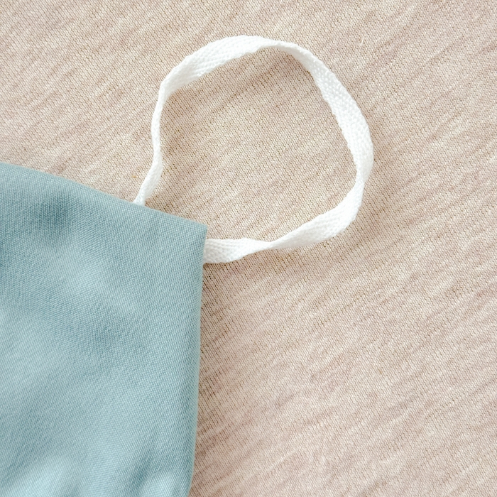 91家纺网 家纺一手货源 找家纺 莎臣豹 2026新款水洗棉磨毛原棉纯色印花简约风四件套风格二 豆绿