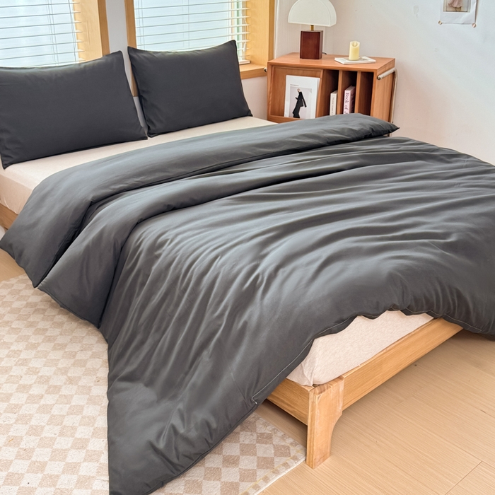 91家纺网 家纺一手货源 找家纺 莎臣豹 2026新款水洗棉磨毛原棉纯色印花简约风四件套风格二 高雅灰