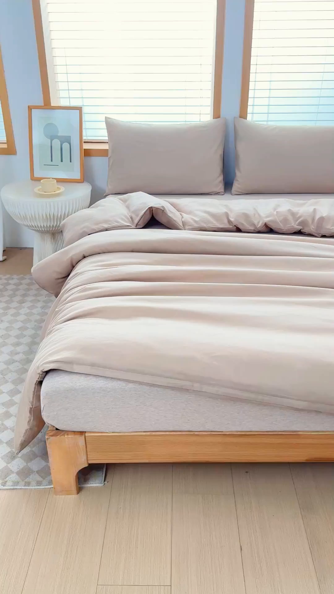 91家纺网 家纺一手货源 找家纺 莎臣豹 2026新款水洗棉磨毛原棉纯色印花简约风四件套风格二 卡其