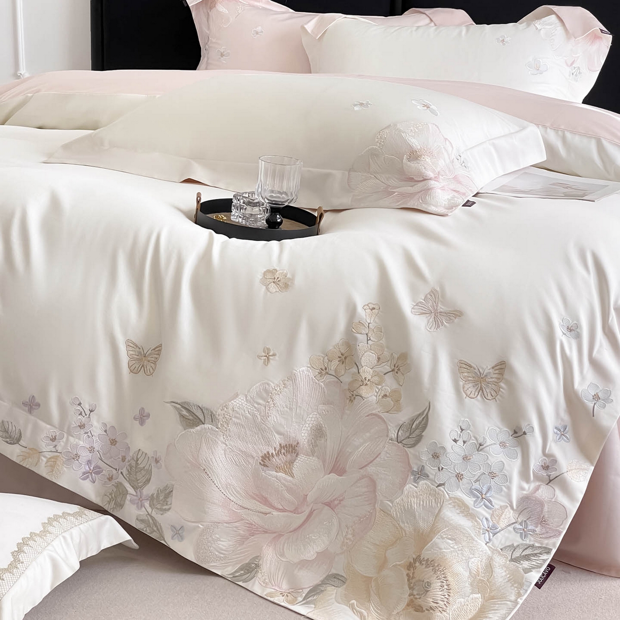 91家纺网 家纺一手货源 找家纺 （总）2026新品A类100支贡缎长绒棉纯棉四件套全棉重工刺绣全工艺被套床单床笠高端轻奢风床上用品-朵卿