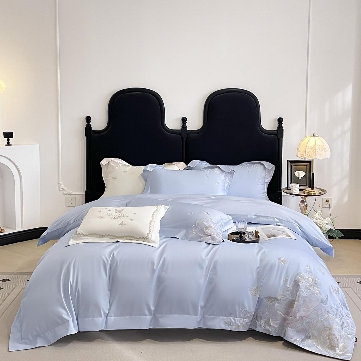 91家纺网 家纺一手货源 找家纺 2026新品A类100支贡缎长绒棉纯棉四件套全棉重工刺绣全工艺被套床单床笠高端轻奢风床上用品-朵卿 朵卿-慕蓝