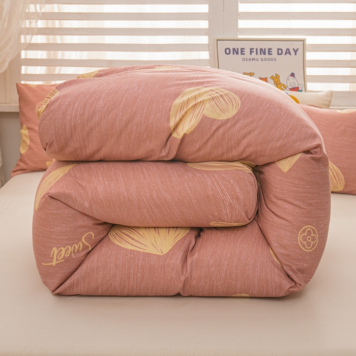 91家纺网 家纺一手货源 找家纺 莎臣豹 2026新款水洗棉磨毛原棉纯色印花简约风四件套风格二 甜蜜的心