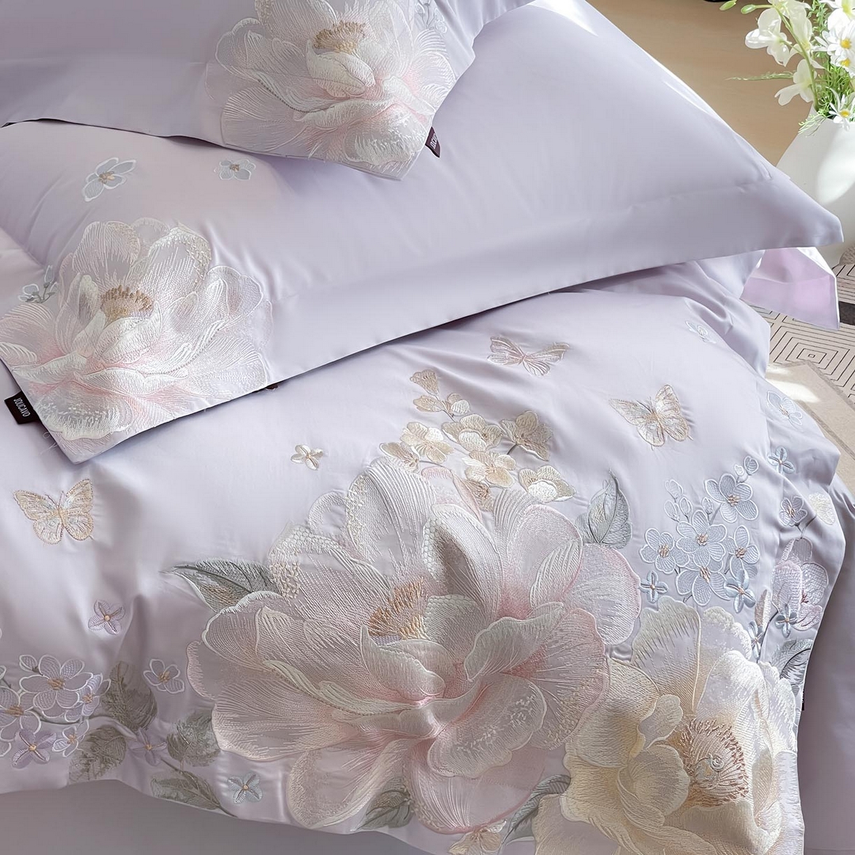 91家纺网 家纺一手货源 找家纺 （总） 2026新品A类100支贡缎长绒棉纯棉四件套全棉重工刺绣全工艺被套床单床笠高端轻奢风床上用品-朵卿