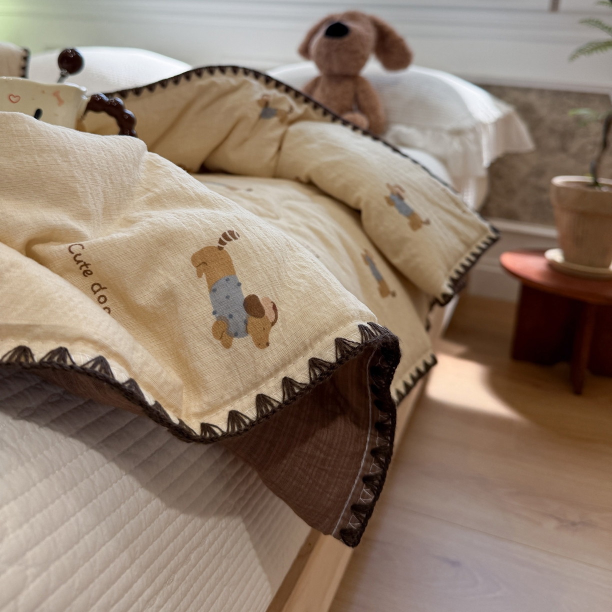 91家纺网 家纺一手货源 找家纺 赛琳 2026新款云感双层纱贝壳绣夏被夏凉被空调被（有买家秀） 俏皮狗