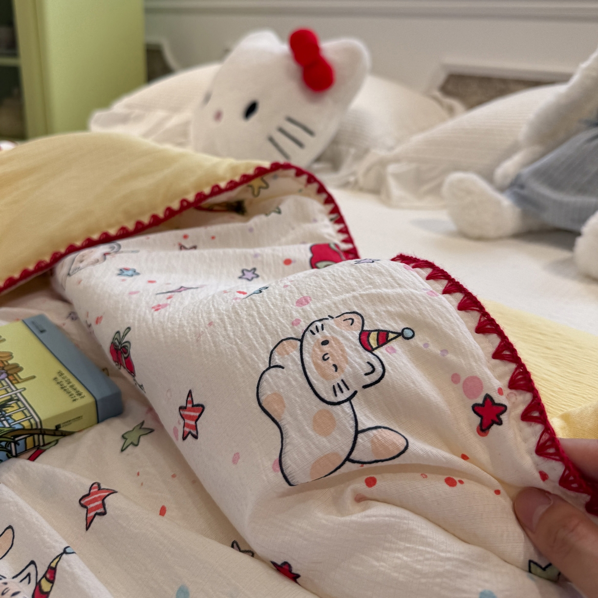 91家纺网 家纺一手货源 找家纺 赛琳 2026新款云感双层纱贝壳绣夏被夏凉被空调被（有买家秀） 苹果小怪