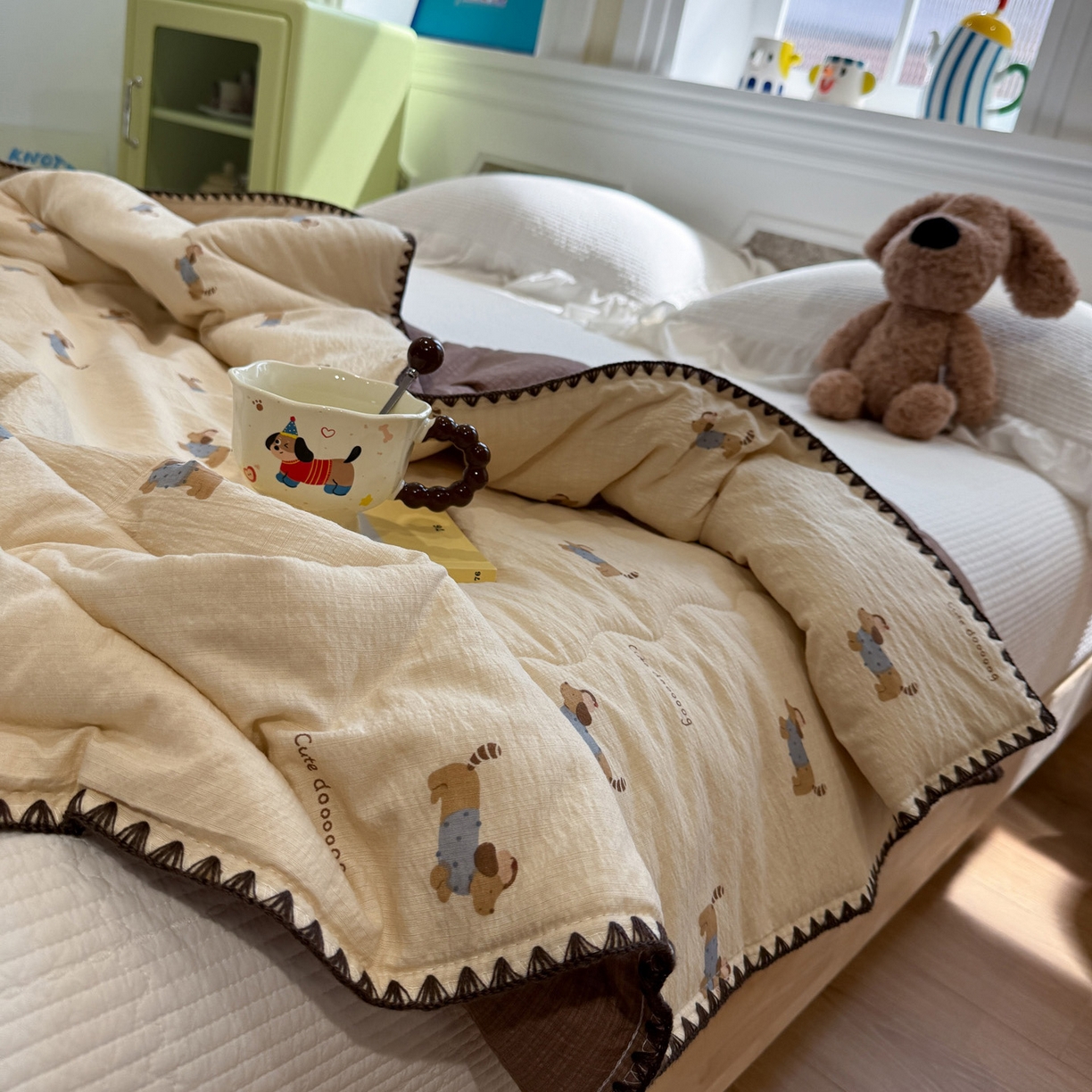 91家纺网 家纺一手货源 找家纺 赛琳 2026新款云感双层纱贝壳绣夏被夏凉被空调被（有买家秀） 俏皮狗