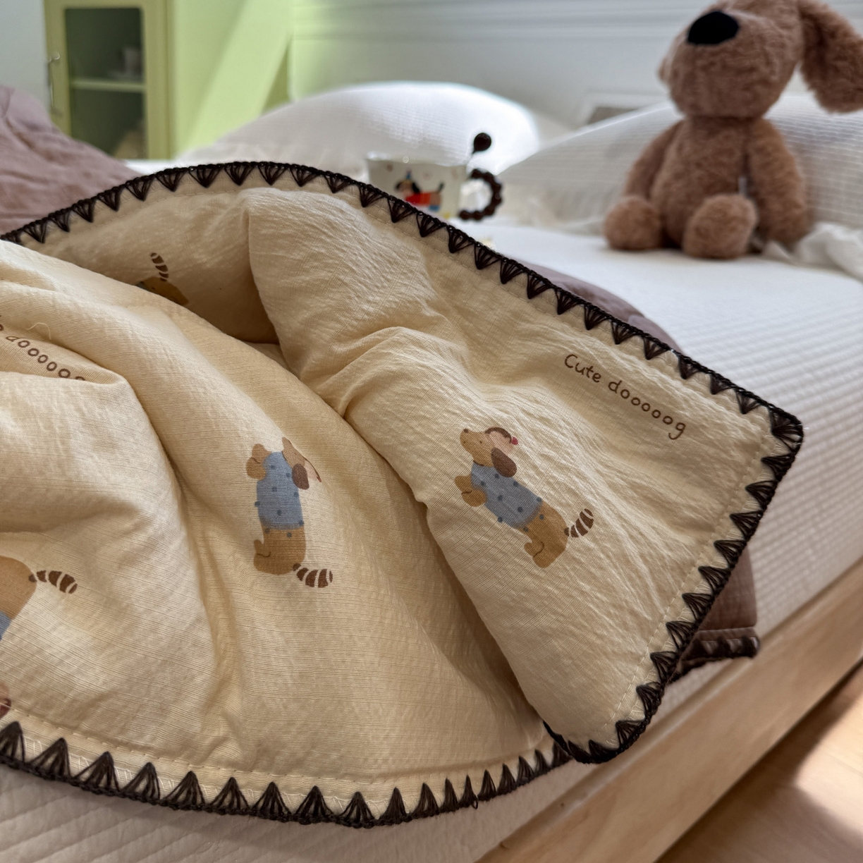 91家纺网 家纺一手货源 找家纺 赛琳 2026新款云感双层纱贝壳绣夏被夏凉被空调被（有买家秀） 俏皮狗