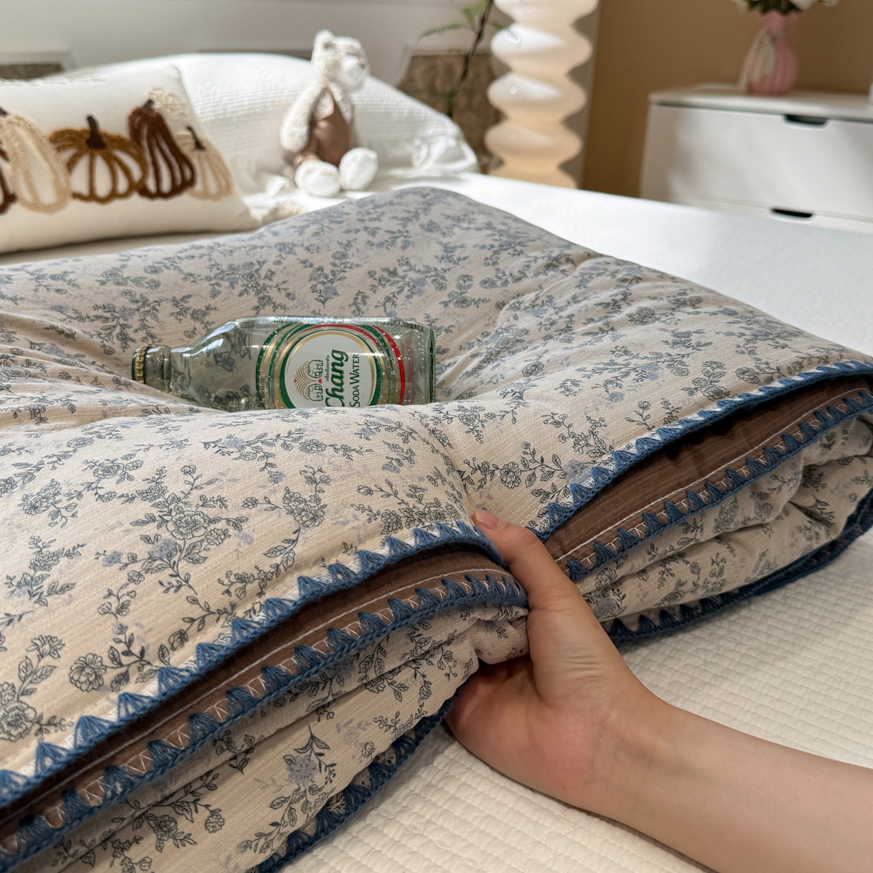 91家纺网 家纺一手货源 找家纺 赛琳 2026新款云感双层纱贝壳绣夏被夏凉被空调被（有买家秀） 竹韵花语