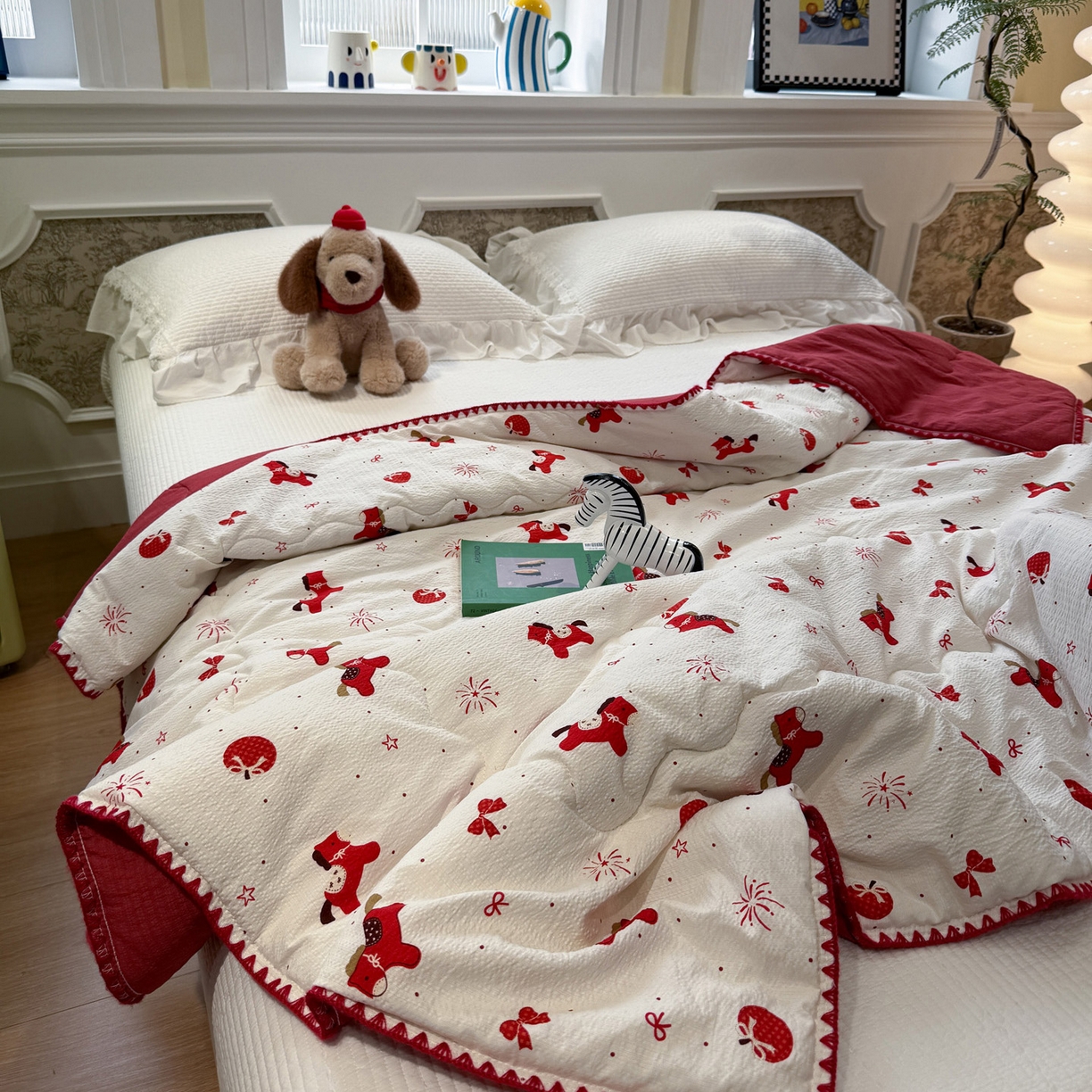 91家纺网 家纺一手货源 找家纺 赛琳 2026新款云感双层纱贝壳绣夏被夏凉被空调被（有买家秀） 红果小马