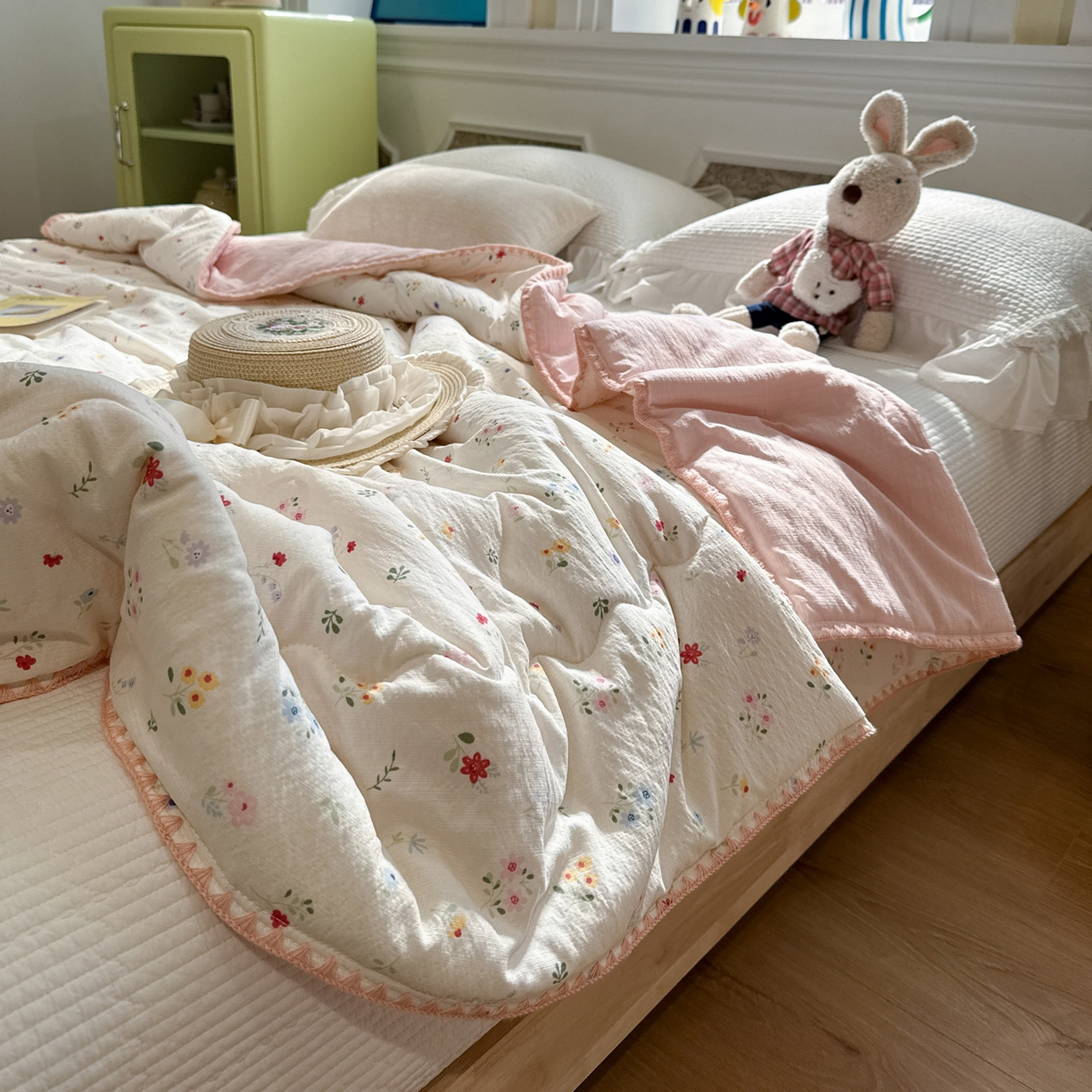 91家纺网 家纺一手货源 找家纺 赛琳 2026新款云感双层纱贝壳绣夏被夏凉被空调被（有买家秀） 软花漫游