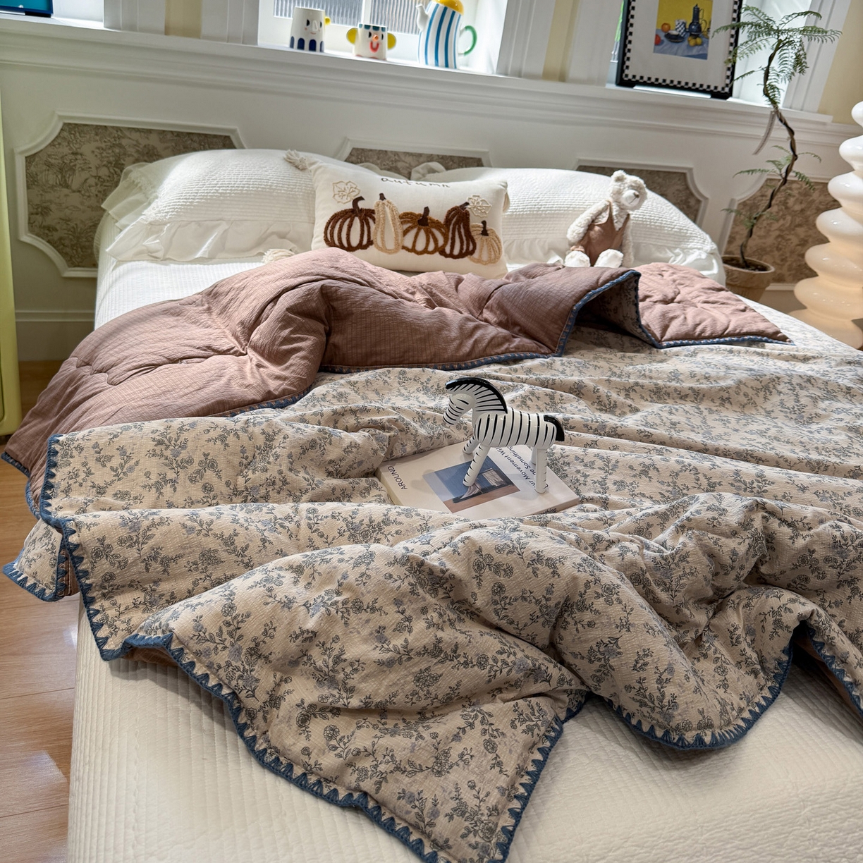 91家纺网 家纺一手货源 找家纺 赛琳 2026新款云感双层纱贝壳绣夏被夏凉被空调被（有买家秀） 竹韵花语