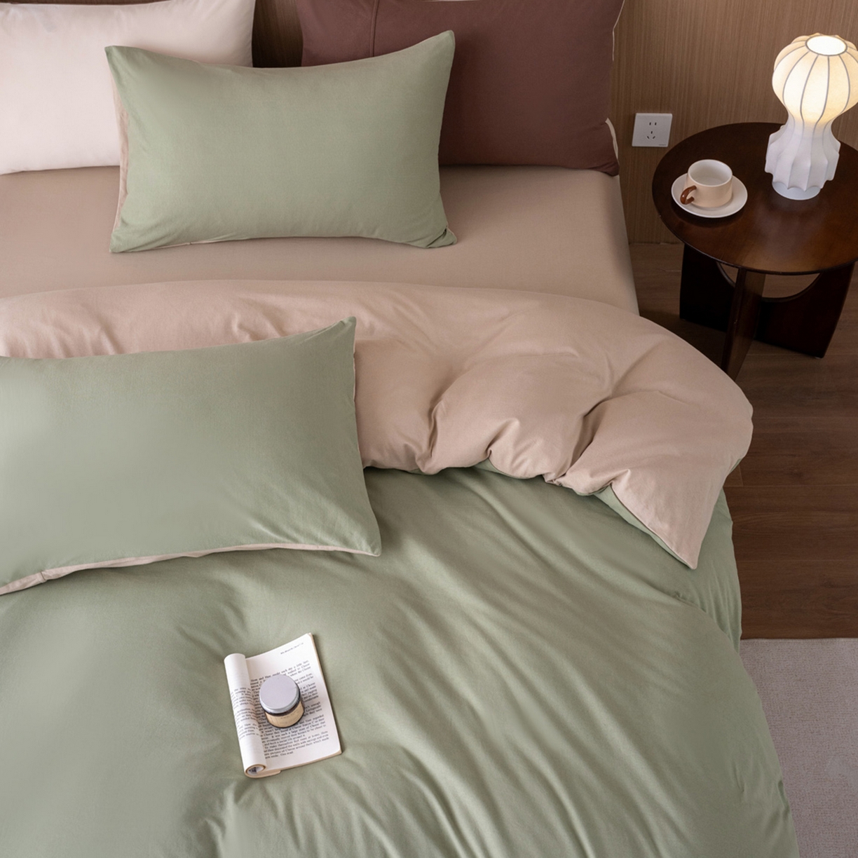 91家纺网 家纺一手货源 找家纺 梦可莱家居 2026春夏新品全棉针织棉纯色双拼简约百搭时尚系列四件套 双拼-豆绿