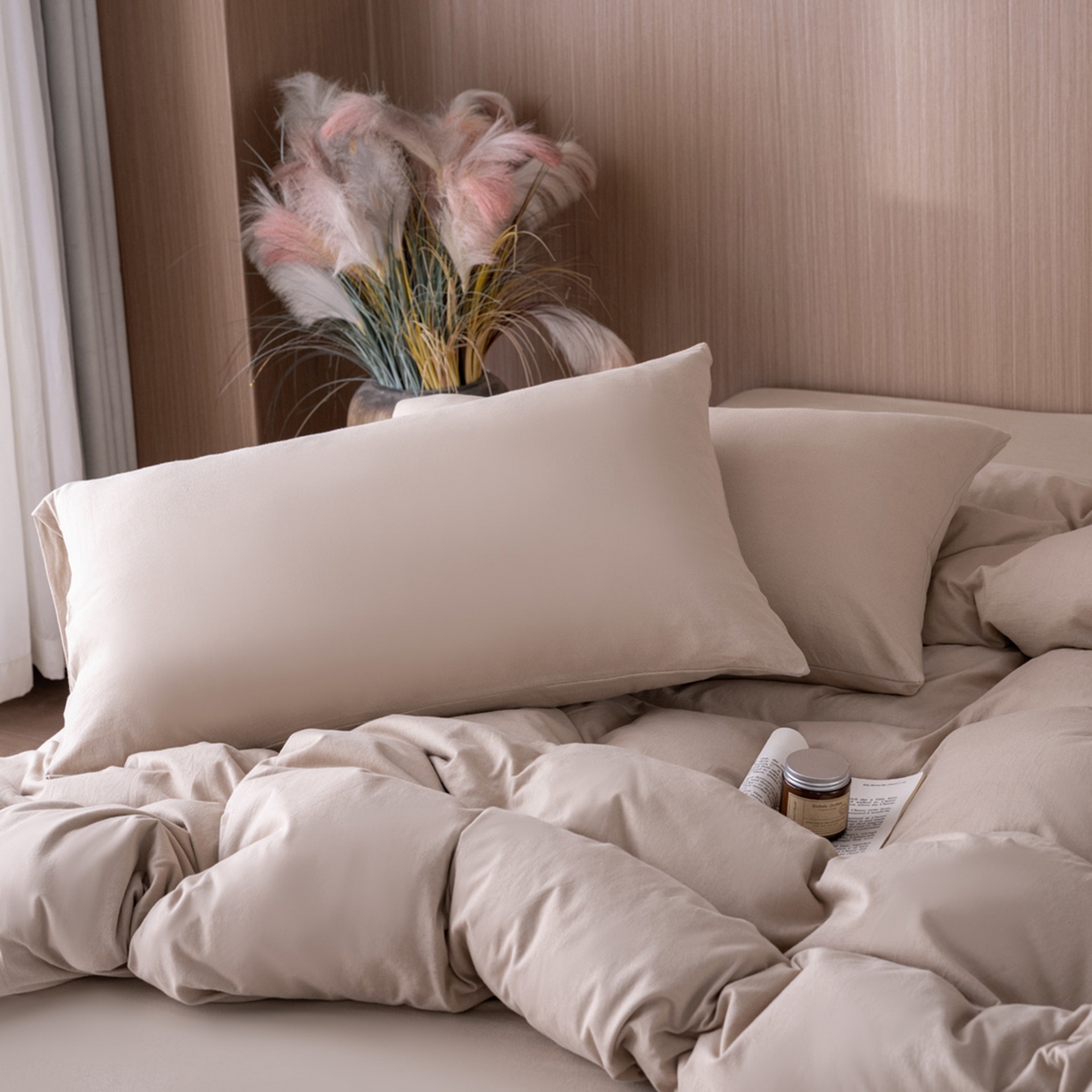 91家纺网 家纺一手货源 找家纺 梦可莱家居 2026春夏新品全棉针织棉纯色双拼简约百搭时尚系列四件套 奶茶