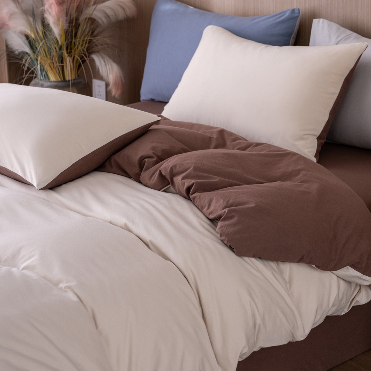 91家纺网 家纺一手货源 找家纺 梦可莱家居 2026春夏新品全棉针织棉纯色双拼简约百搭时尚系列四件套 双拼-米咖