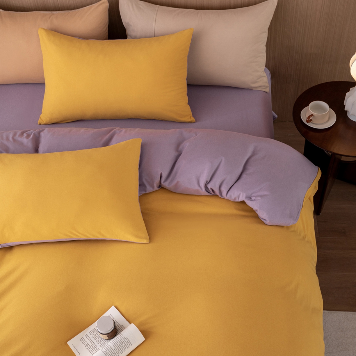 91家纺网 家纺一手货源 找家纺 梦可莱家居 2026春夏新品全棉针织棉纯色双拼简约百搭时尚系列四件套 双拼-黄紫