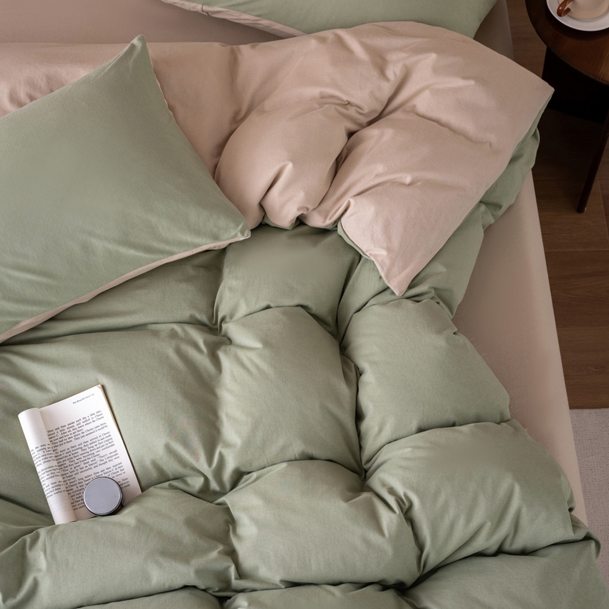 91家纺网 家纺一手货源 找家纺 梦可莱家居 2026春夏新品全棉针织棉纯色双拼简约百搭时尚系列四件套 双拼-豆绿