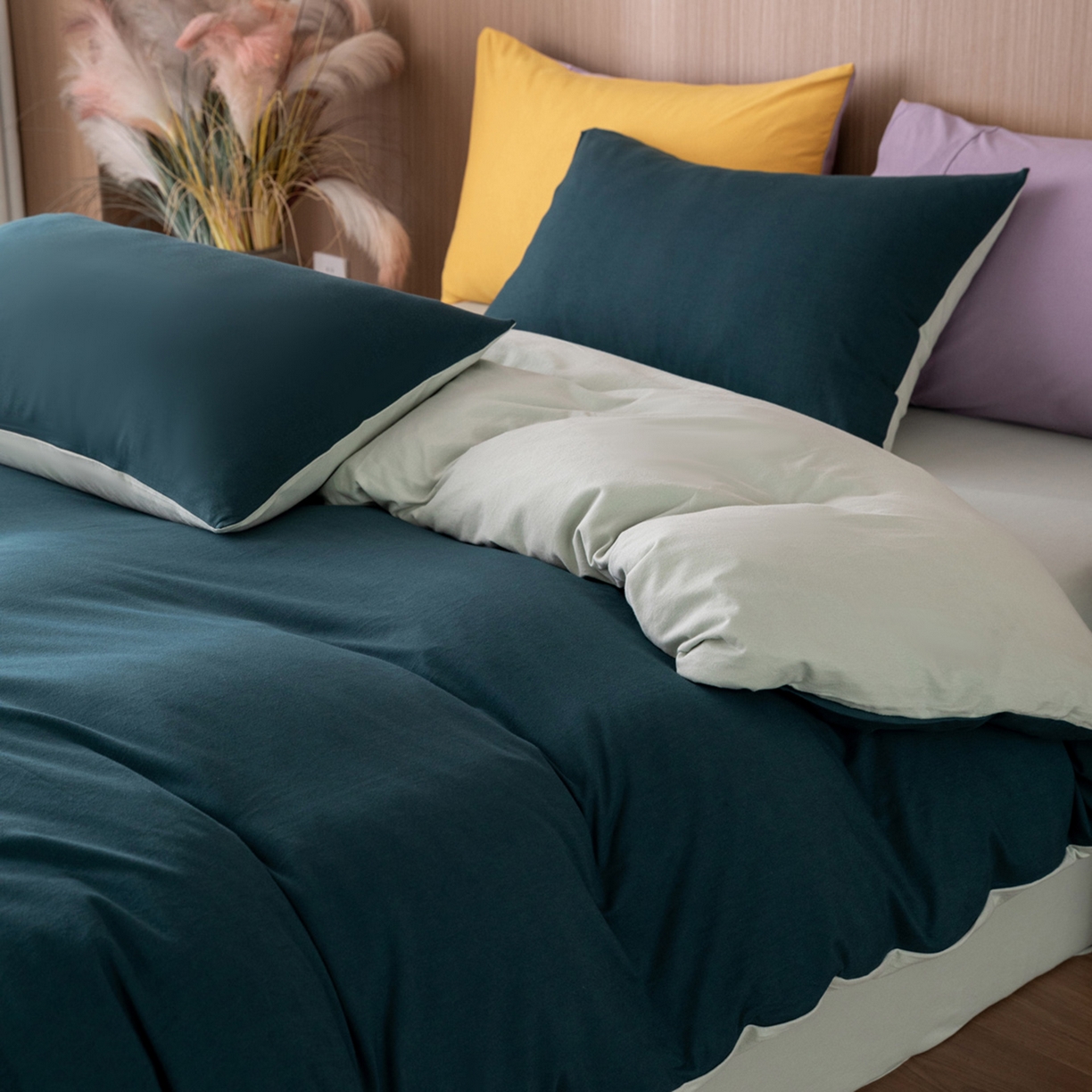 91家纺网 家纺一手货源 找家纺 梦可莱家居 2026春夏新品全棉针织棉纯色双拼简约百搭时尚系列四件套 双拼-森林绿