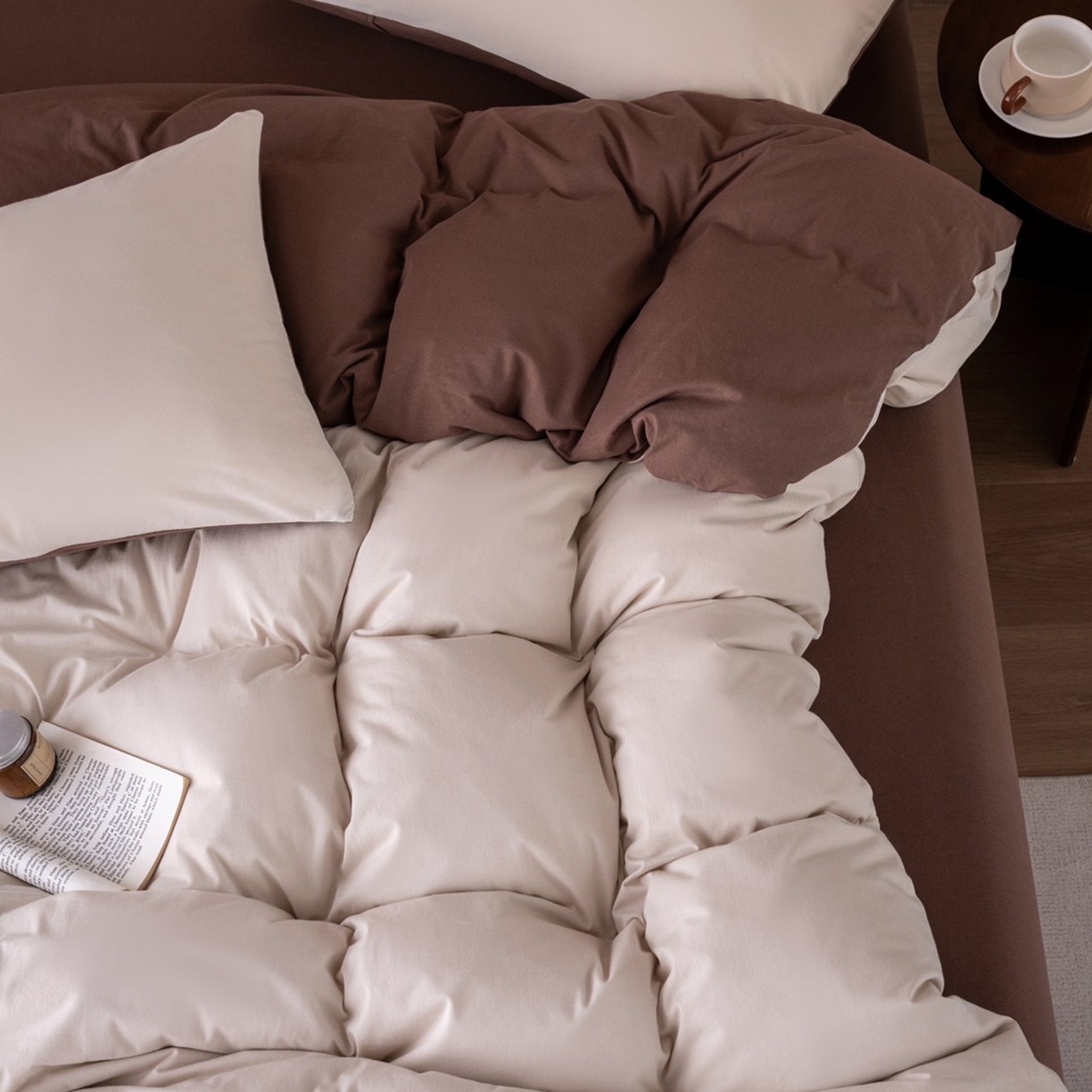 91家纺网 家纺一手货源 找家纺 梦可莱家居 2026春夏新品全棉针织棉纯色双拼简约百搭时尚系列四件套 双拼-米咖