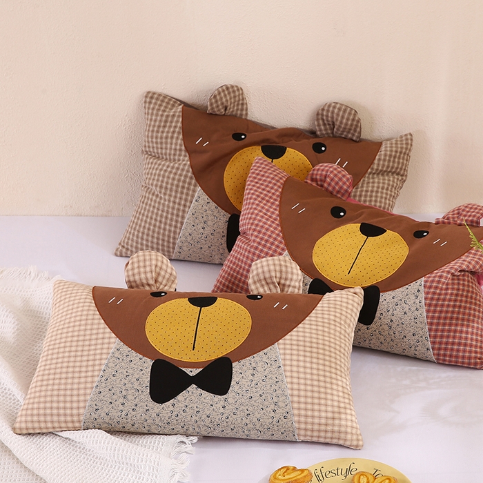 91家纺网 家纺一手货源 找家纺 （总）蔻眠 萌熊-全棉刺绣卡通荞麦护颈枕头儿童学生荞麦枕芯