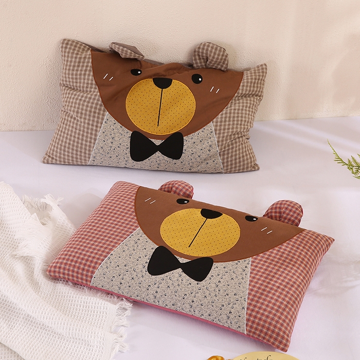 91家纺网 家纺一手货源 找家纺 （总）蔻眠 萌熊-全棉刺绣卡通荞麦护颈枕头儿童学生荞麦枕芯