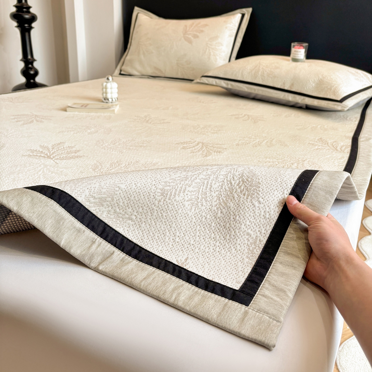 91家纺网 家纺一手货源 找家纺 （总）雅居纺家纺 2026新款A类加厚三明治底黑边PE凉感席