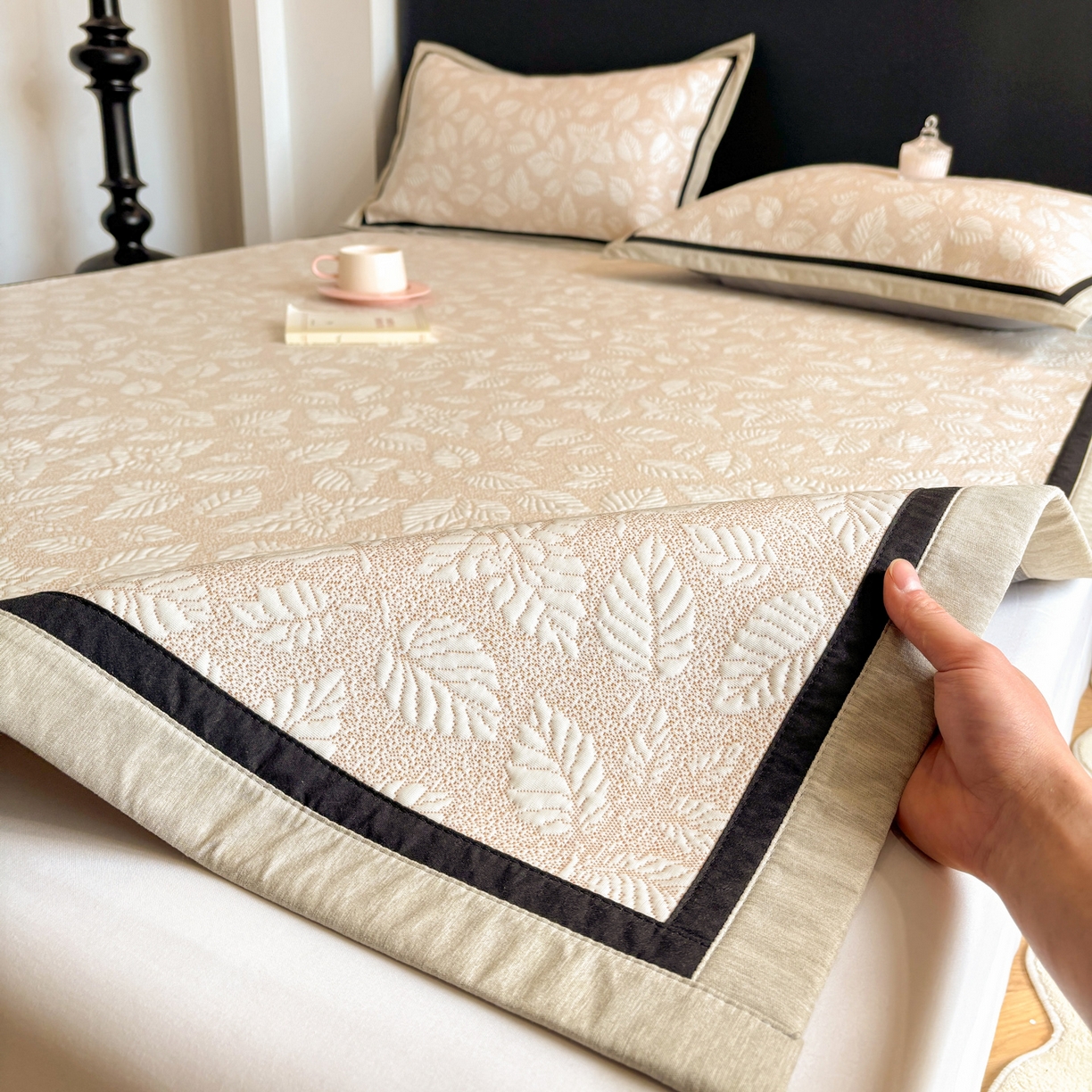 91家纺网 家纺一手货源 找家纺 （总）雅居纺家纺 2026新款A类加厚三明治底黑边PE凉感席