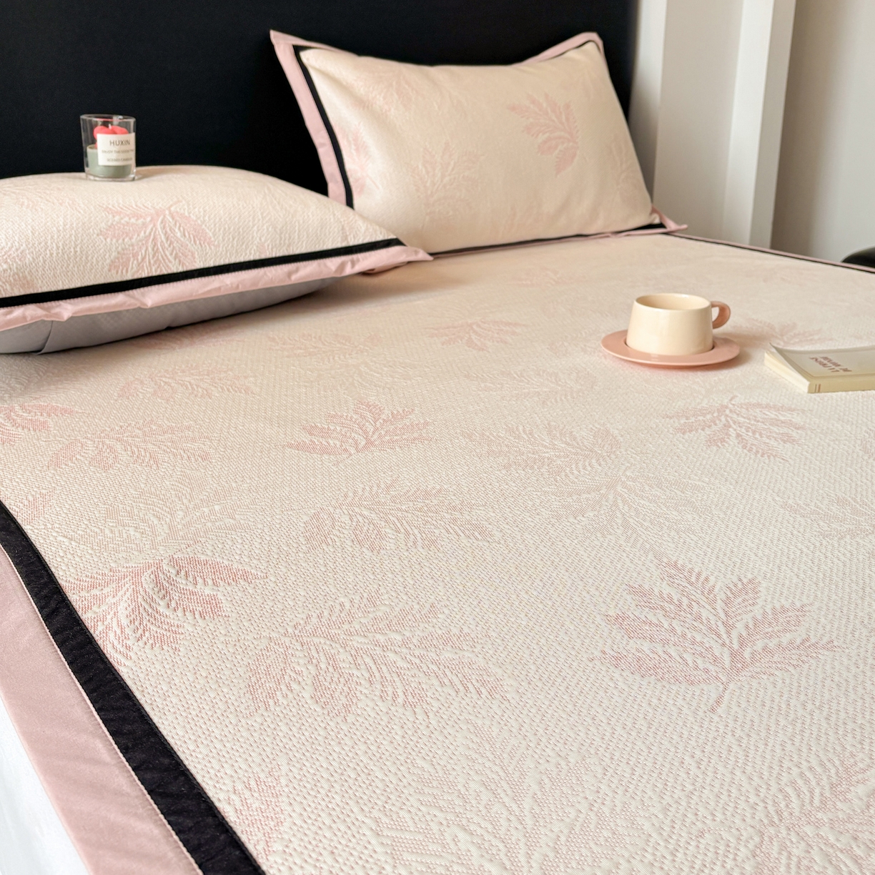 91家纺网 家纺一手货源 找家纺 （总）雅居纺家纺 2026新款A类加厚三明治底黑边PE凉感席