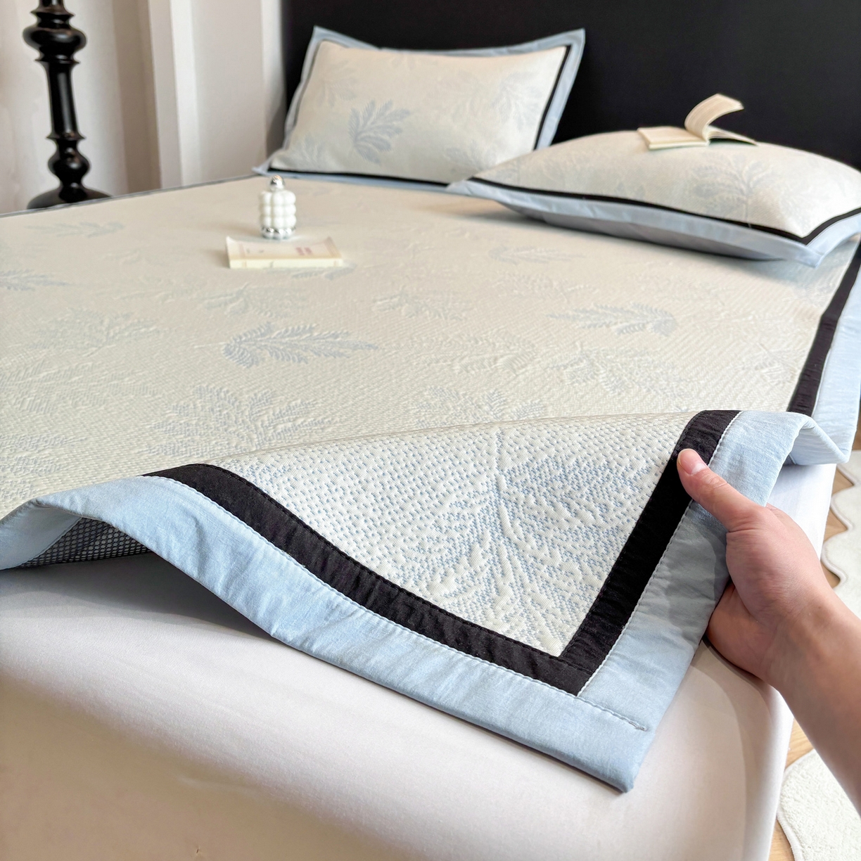 91家纺网 家纺一手货源 找家纺 （总）雅居纺家纺 2026新款A类加厚三明治底黑边PE凉感席