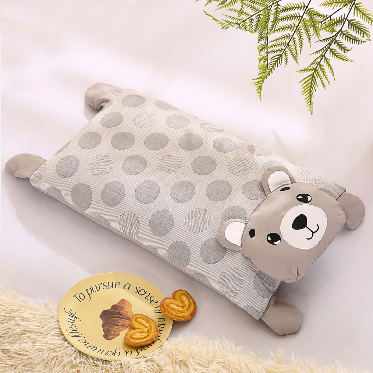 91家纺网 家纺一手货源 找家纺 蔻眠 憨憨熊-全棉双层纱卡通荞麦护颈枕头儿童学生荞麦枕芯 憨憨熊-灰色