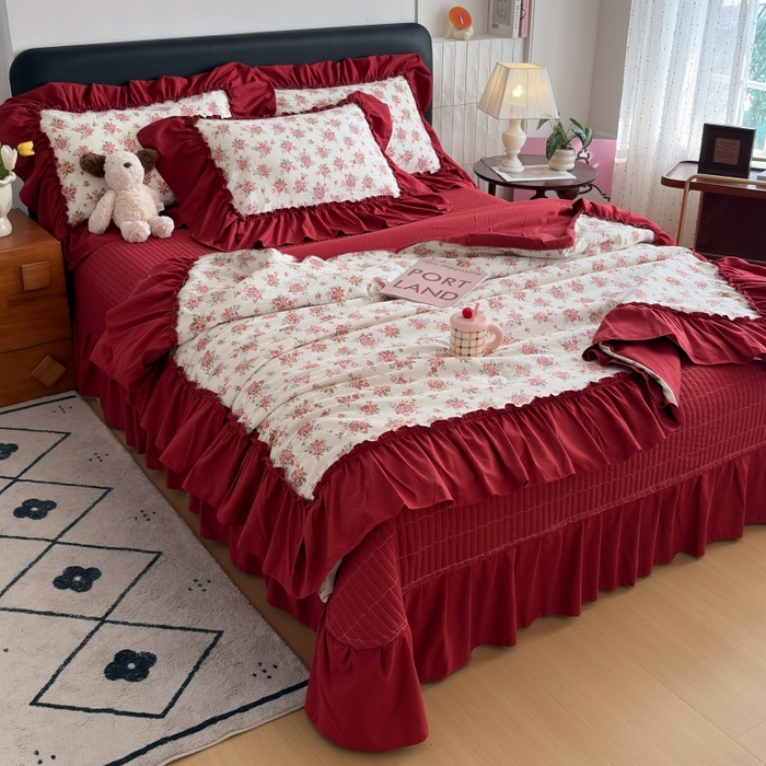 91家纺网 家纺一手货源 找家纺 铠畅 2026新款法式宽边水洗棉泡芙纱床盖款夏被四件套 红韵玫瑰