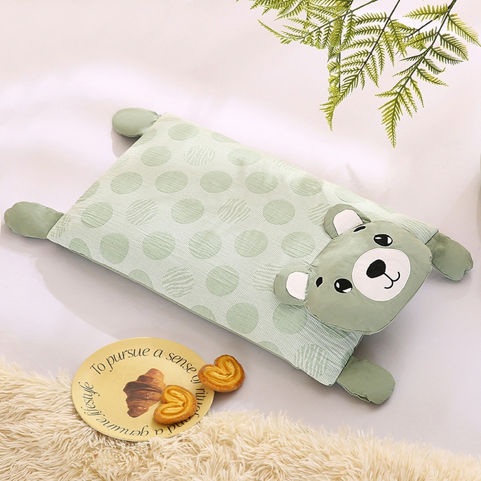 91家纺网 家纺一手货源 找家纺 蔻眠 憨憨熊-全棉双层纱卡通荞麦护颈枕头儿童学生荞麦枕芯 憨憨熊-绿色