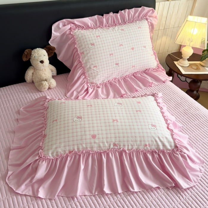 91家纺网 家纺一手货源 找家纺 铠畅 2026新款法式宽边水洗棉泡芙纱床盖款夏被四件套 奶粉kt