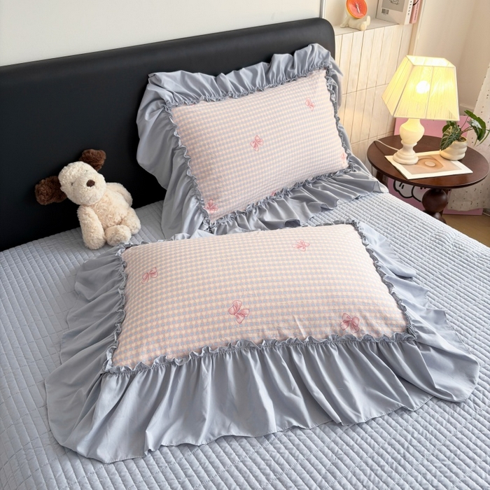 91家纺网 家纺一手货源 找家纺 铠畅 2026新款法式宽边水洗棉泡芙纱床盖款夏被四件套 奶格蝴蝶结