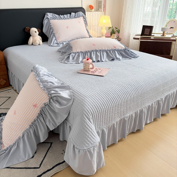 91家纺网 家纺一手货源 找家纺 铠畅 2026新款法式宽边水洗棉泡芙纱床盖款夏被四件套 奶格蝴蝶结