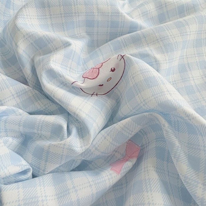 91家纺网 家纺一手货源 找家纺 铠畅 2026新款法式宽边水洗棉泡芙纱床盖款夏被四件套 奶蓝kt