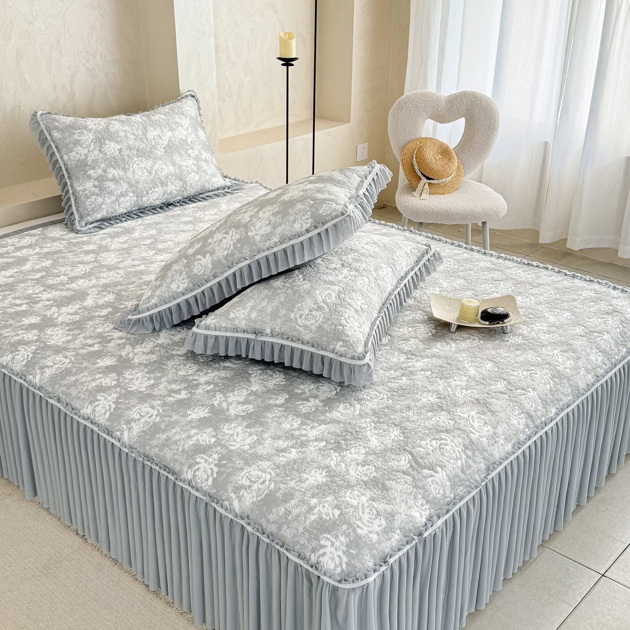 91家纺网 家纺一手货源 找家纺 （总）雅居纺家纺 2026新款床裙款玫瑰系列凉感席