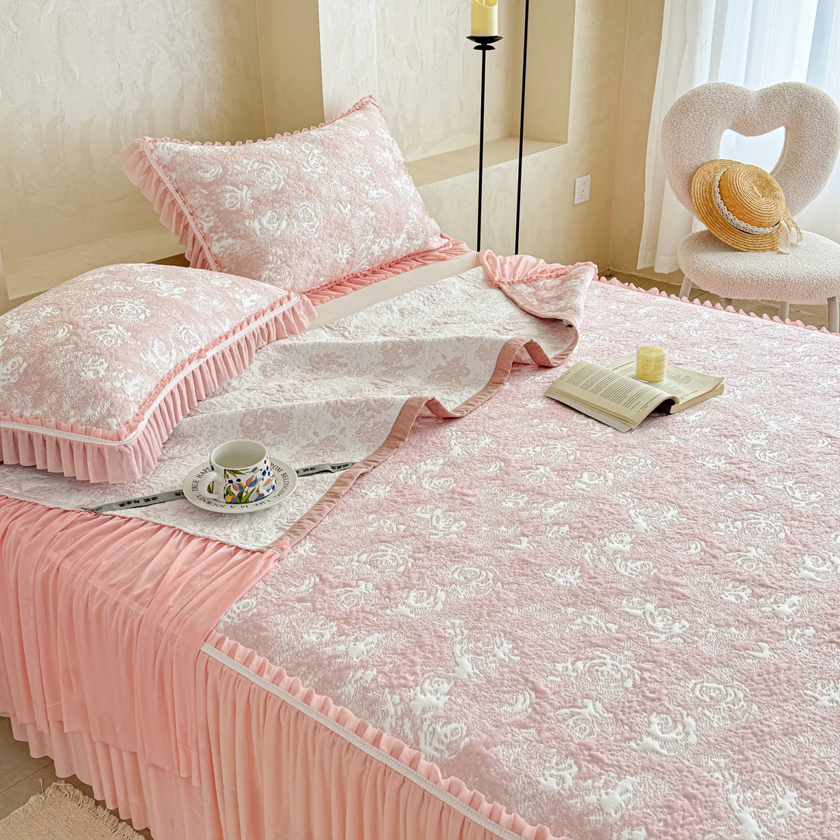 91家纺网 家纺一手货源 找家纺 雅居纺家纺 2026新款床裙款玫瑰系列凉感席 玫瑰-粉