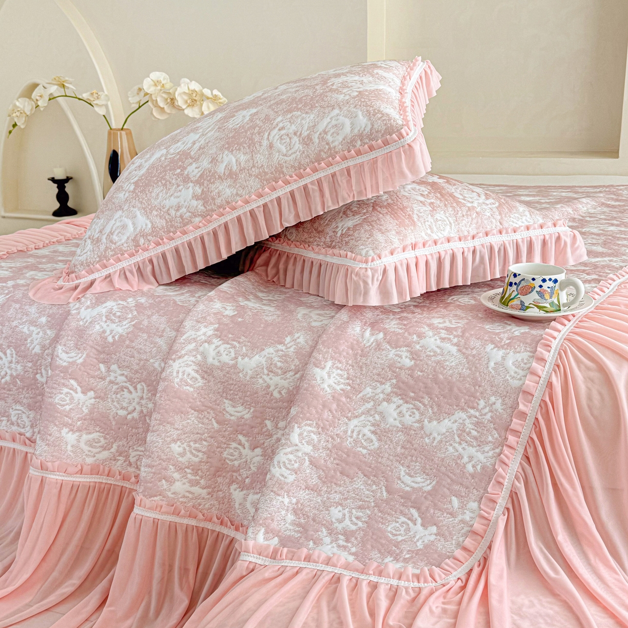 91家纺网 家纺一手货源 找家纺 雅居纺家纺 2026新款床裙款玫瑰系列凉感席 玫瑰-粉